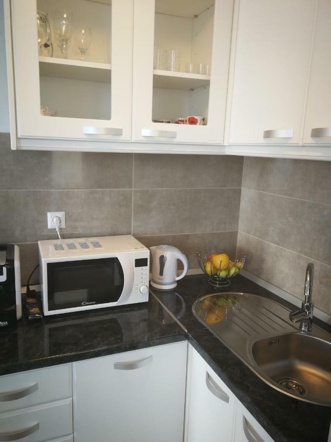 Adriatic - Apartment With Jacuzzi Sobra Luaran gambar