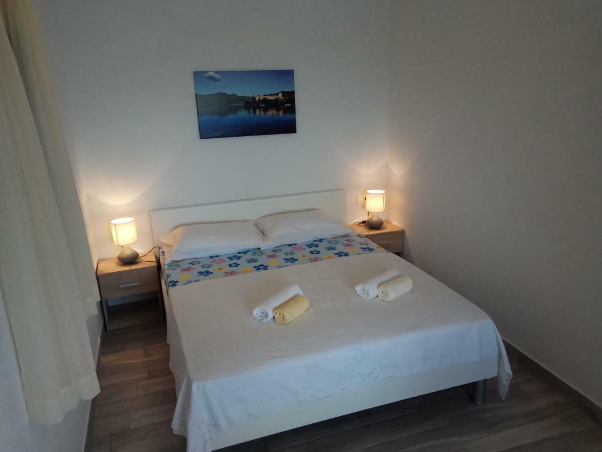 Adriatic - Apartment With Jacuzzi Sobra Luaran gambar